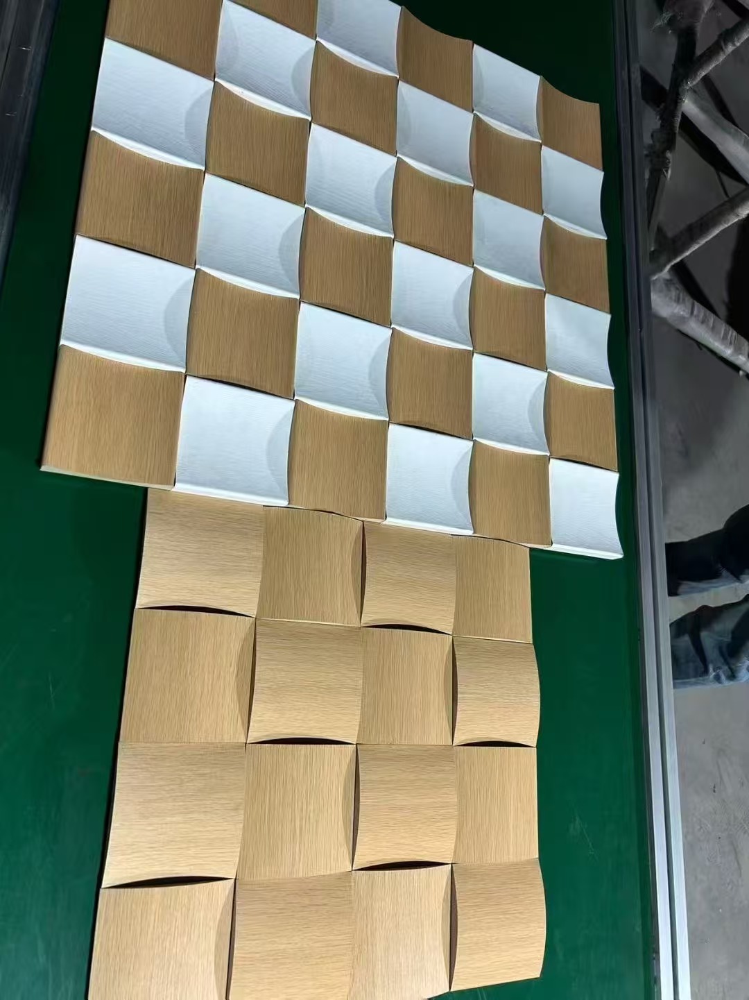 Test Acoustic Panel (To Be Translated)